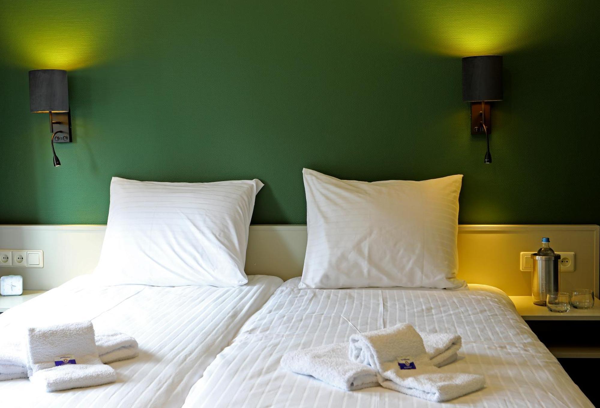 Hotel Bi-J Ons Лихтенворде Экстерьер фото